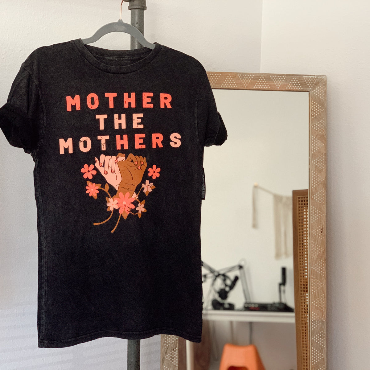 Mother the Mothers© Vintage T-Shirt
